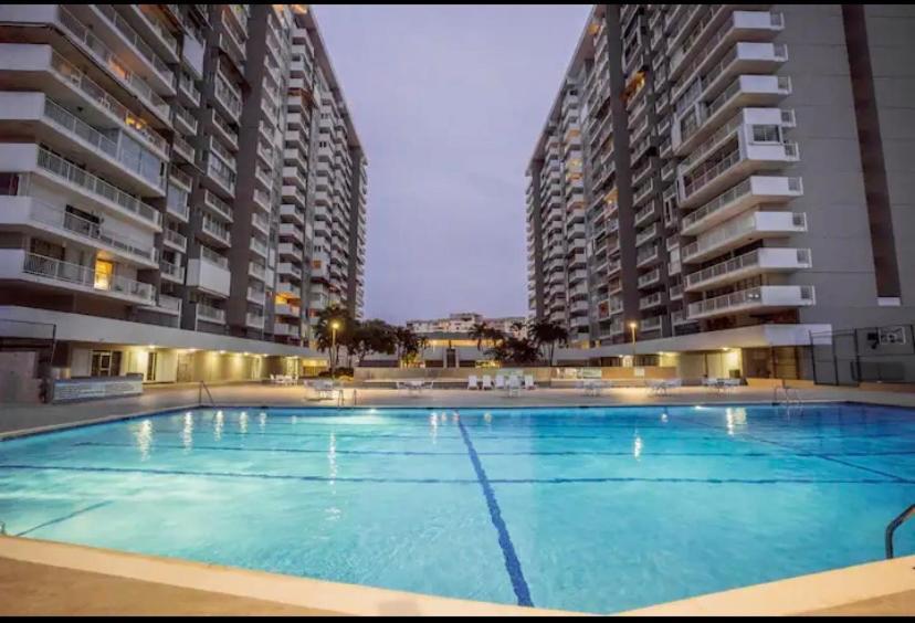 Downtown Beachfront Isla Verde Luxury Apartment San Juan Exterior photo