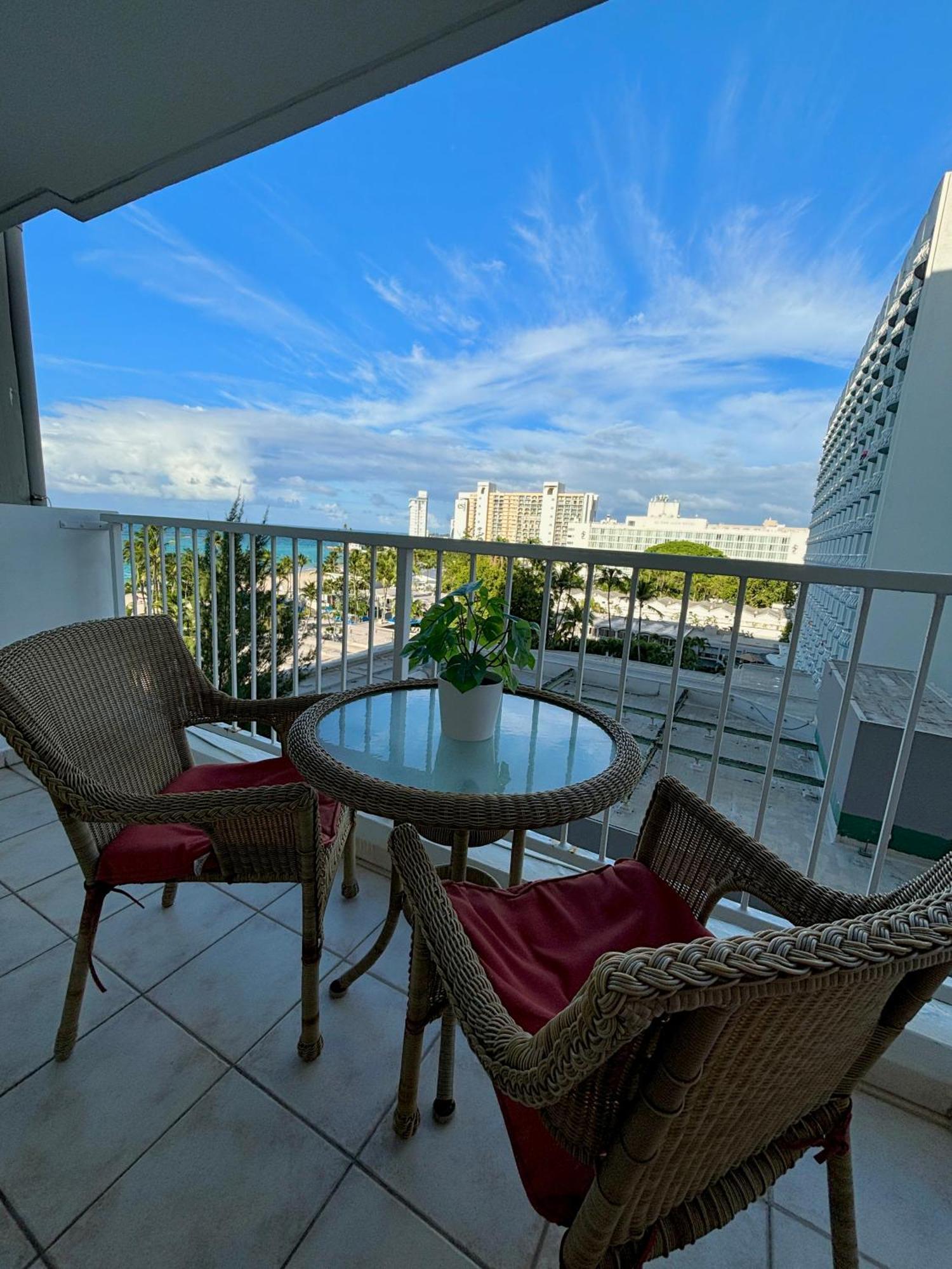 Downtown Beachfront Isla Verde Luxury Apartment San Juan Exterior photo