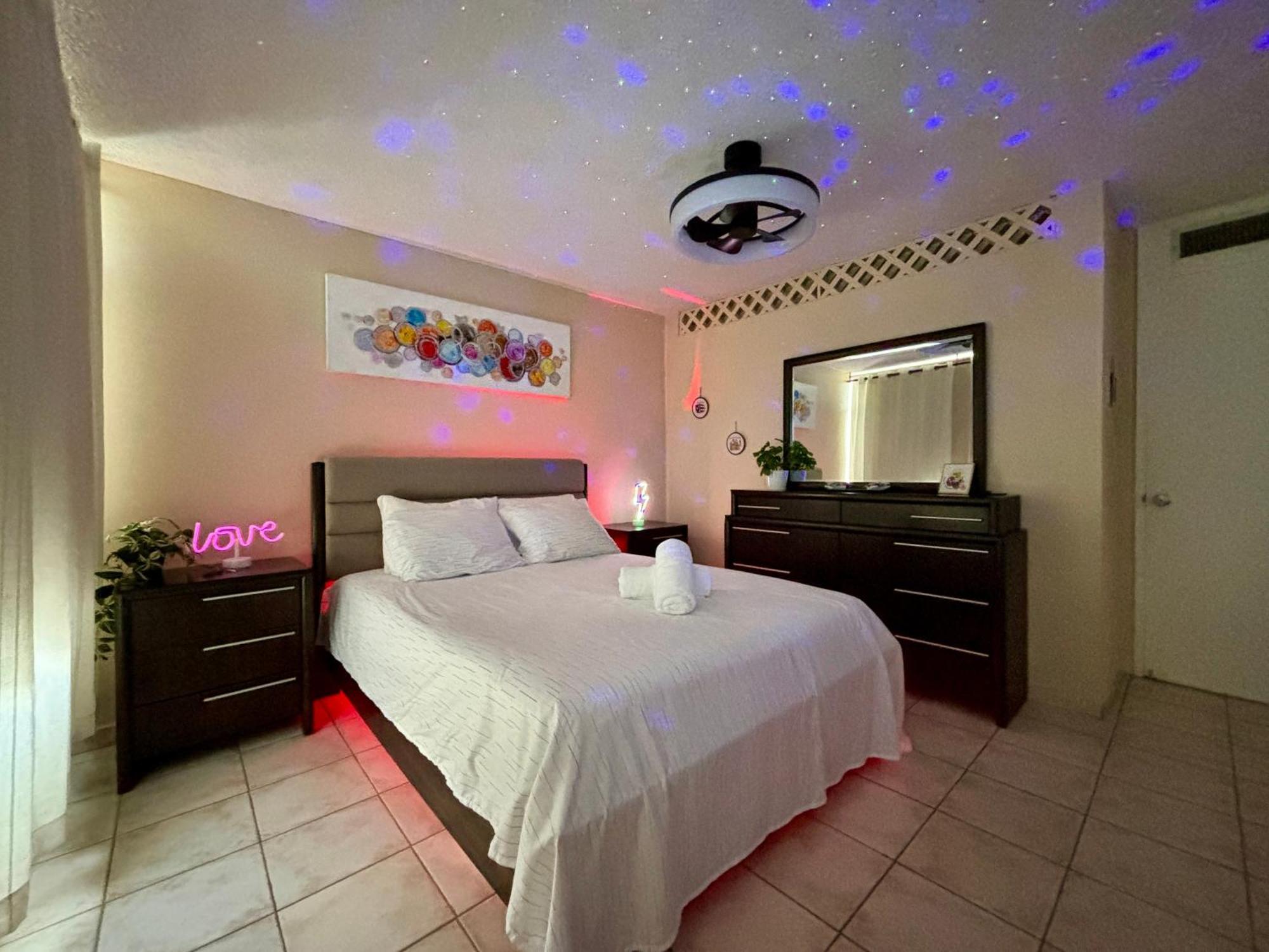 Downtown Beachfront Isla Verde Luxury Apartment San Juan Exterior photo