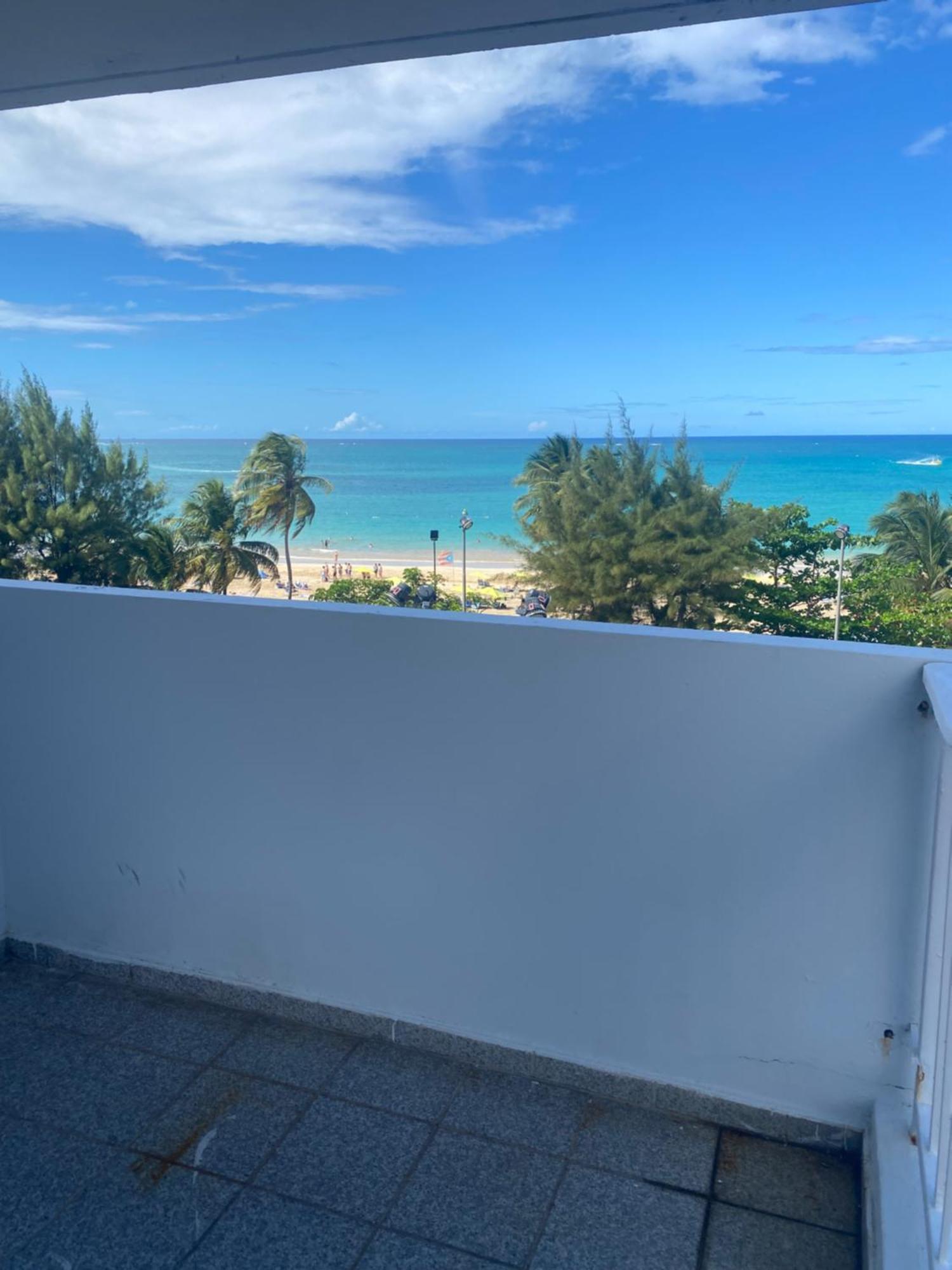 Downtown Beachfront Isla Verde Luxury Apartment San Juan Exterior photo